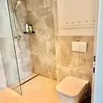 Modern With Balcony Near Vienna * Wiener Neudorf
