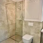 Appartamento Modern With Balcony Near Vienna *