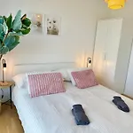 Modern With Balcony Near Vienna *
