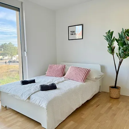 Modern With Balcony Near Vienna *