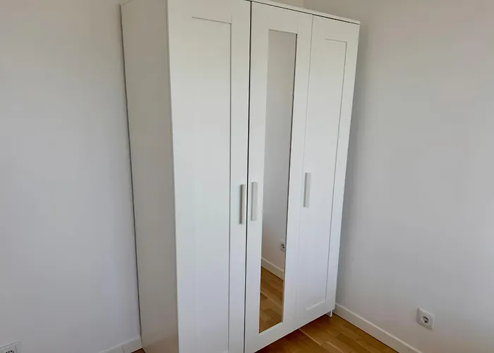 Modern With Balcony Near Vienna Apartman Wiener Neudorf