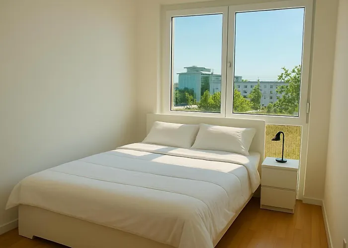 Modern With Balcony Near Vienna