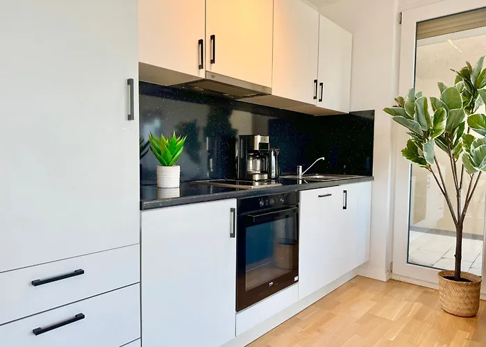 Apartman Modern With Balcony Near Vienna